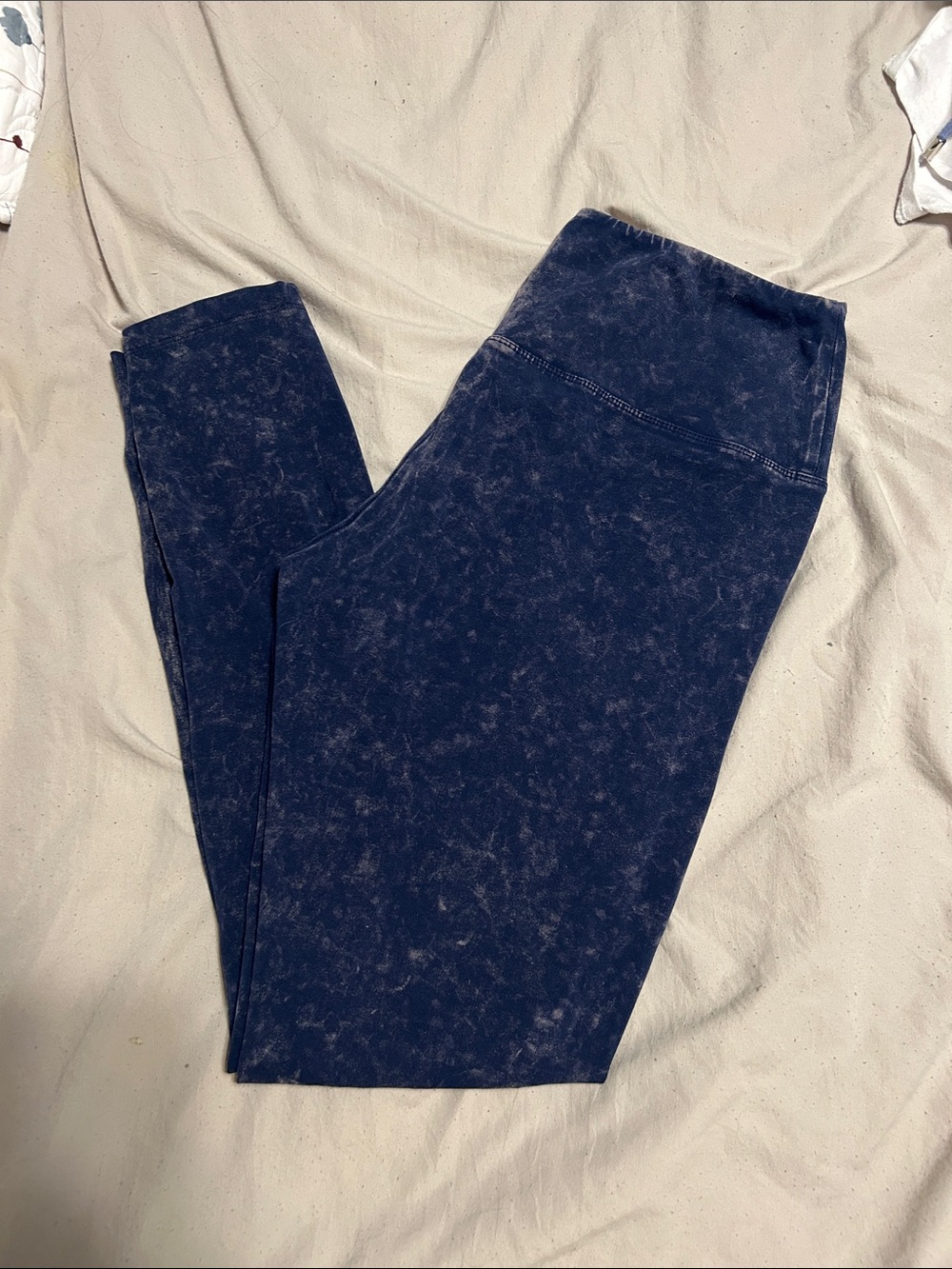 Victoria's Secret Navy Acid-Wash High-Waist Leggings